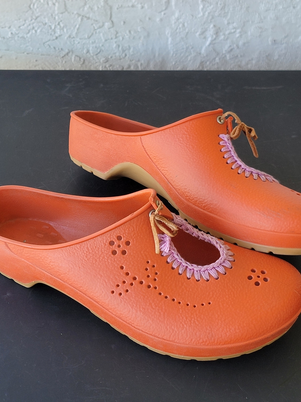Dafana Womens 41 Leather Clogs Slip On Mules Floral Comfort Shoes Boho Retro